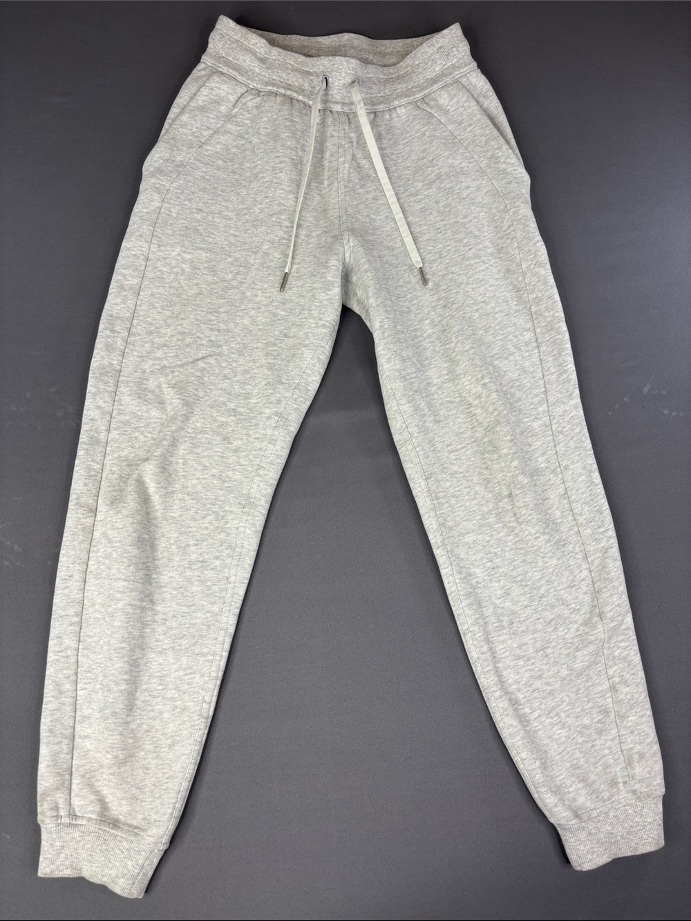 Lululemon Jogger Womens 6 Light Gray Sweatpants Fleece Gym Workout Drawstring